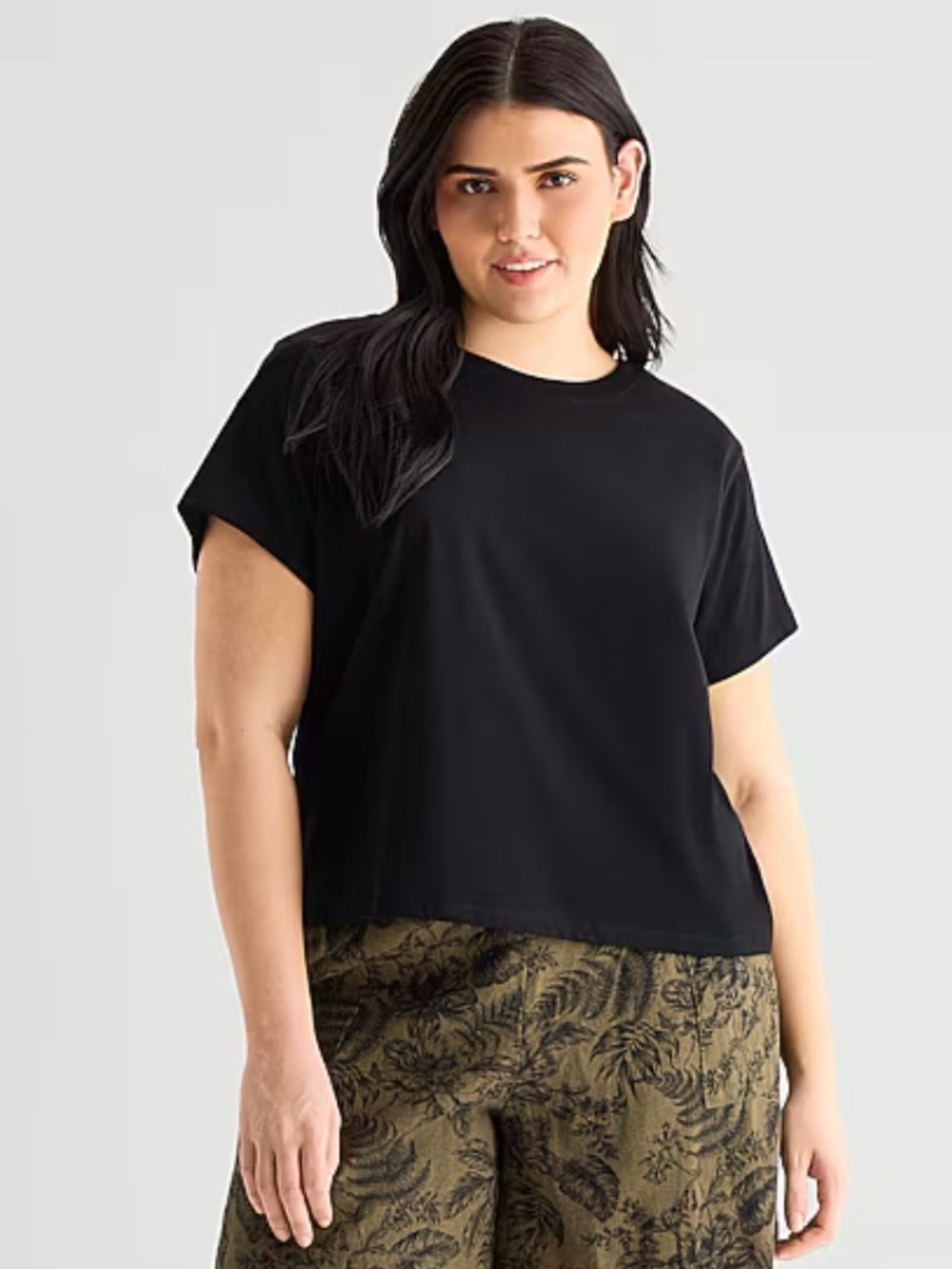 a.n.a Black Short Sleeve Crop Tee 2X NWT